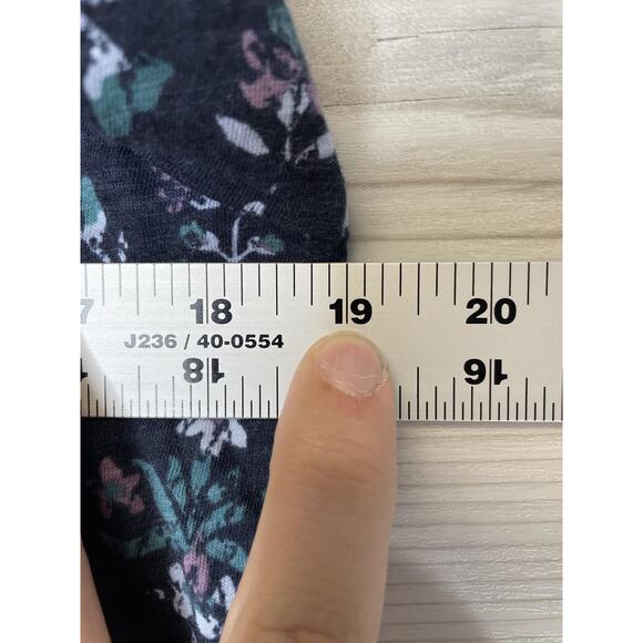 Orvis Shirt Womens Small Navy Blue Floral 3/4 Sleeve Scoop Neck Pocket 2SKL - Picture 5 of 10